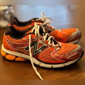 New Balance running shoe. Mens size 9